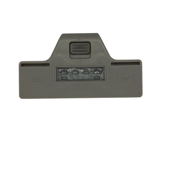 Stampin Up Scallop Border Edge Trim 1/4" Slim Lever Paper Punch L0521 - Picture 3 of 3